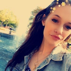 Hi friends 👋 👋  !! I’m back bby